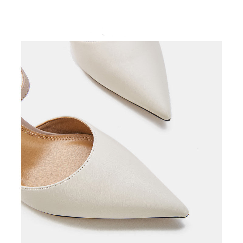 Vita mid-höga sandaler
