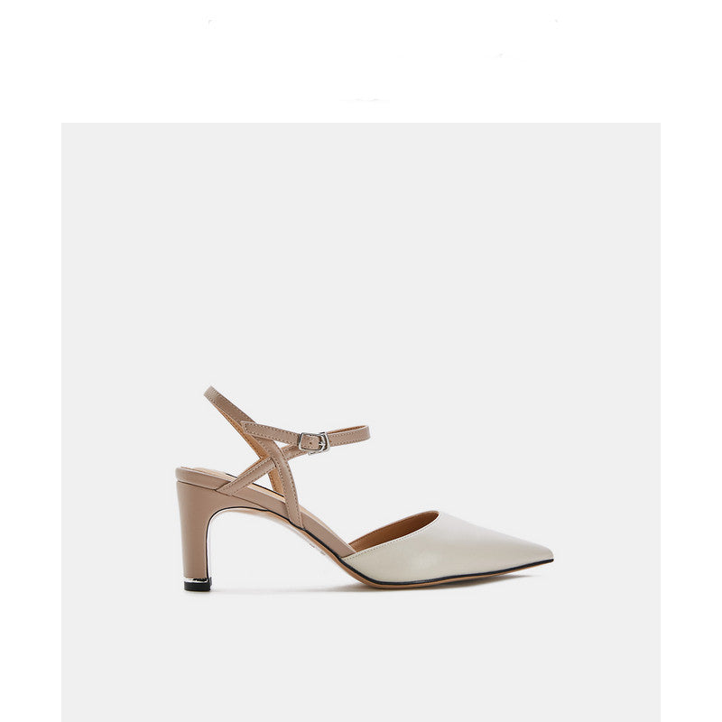 Vita mid-höga sandaler