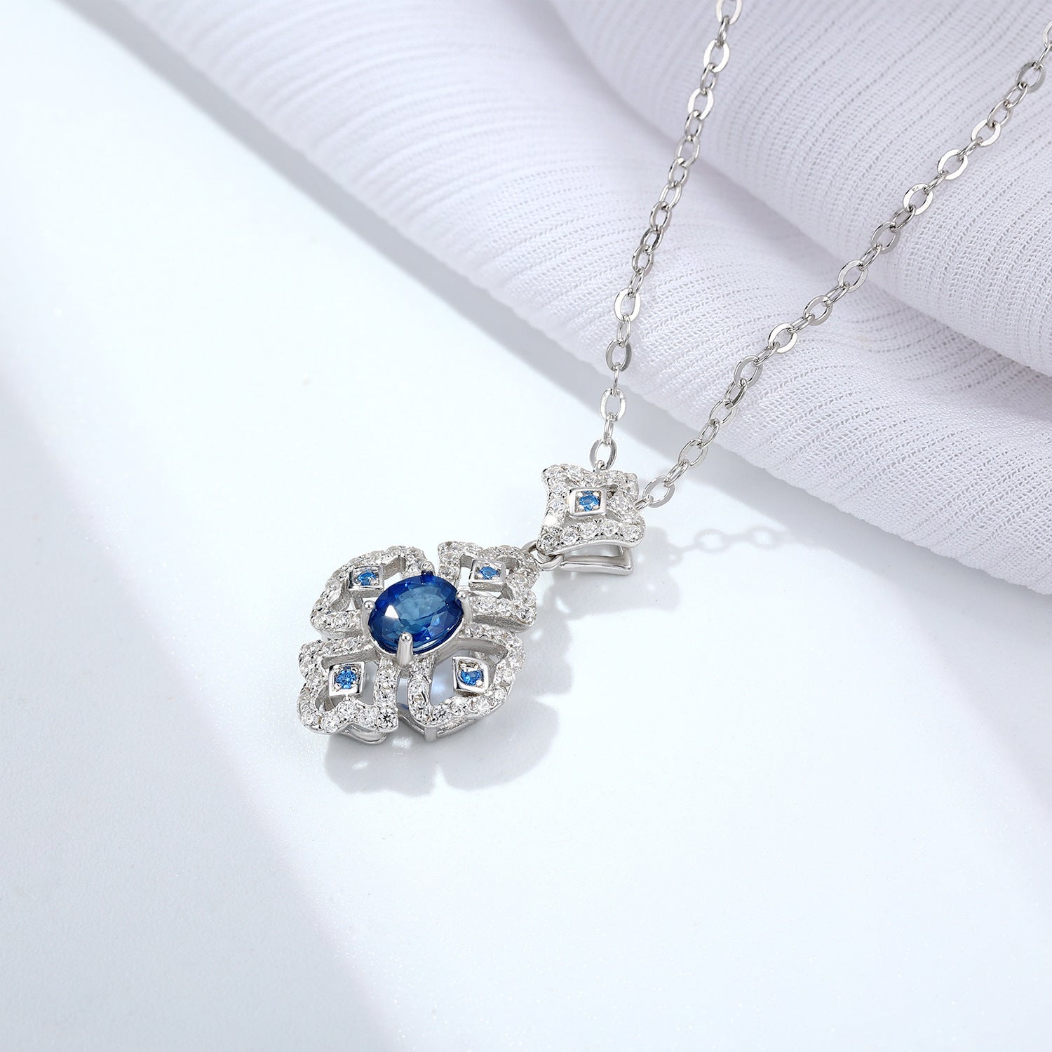 S925 Silver Retro Mönster Halsband